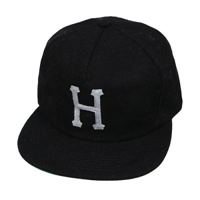 WOOL CLASSIC H STRAPBACK-BLK(wht)