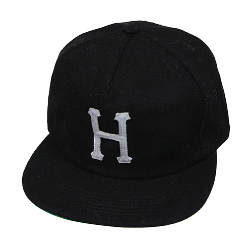 WOOL CLASSIC H STRAPBACK-BLK(wht)