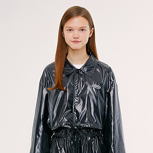COACH SHORT JACKET IS [BLACK]