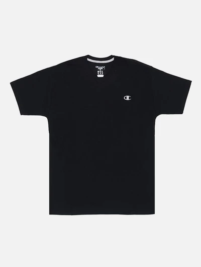 가슴로고 V넥 반팔티 BLK