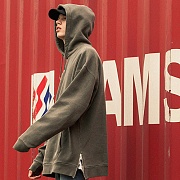 PIGMENT OVERSIZE HOODIE-CHARCOAL