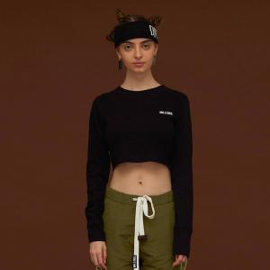 BACK LOGO CROP SLEEVE T_BLACK