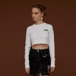 BACK LOGO CROP SLEEVE T_WHITE
