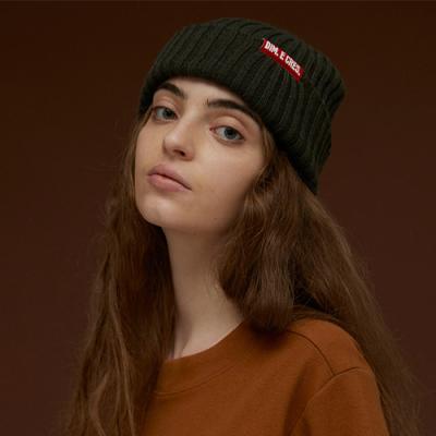 DIM. LABEL BEANIE_KHAKI