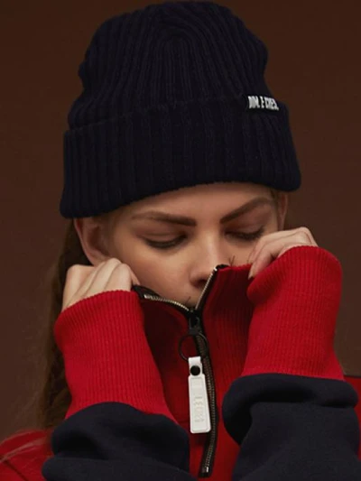 DIM. LABEL BEANIE_NAVY