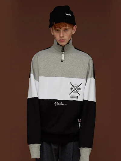 COLOR BLOCK NECK ZIP-UP_GREY
