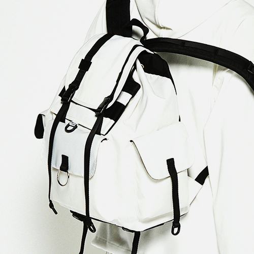 TECHNICAL BACKPACK (WHITE)