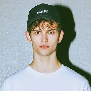 S LOGO CAP-BK