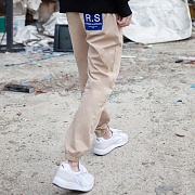 R.S PATCH JOGGER PANTS BEIGE