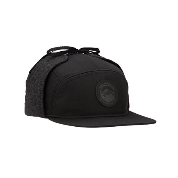 The Tracker Black