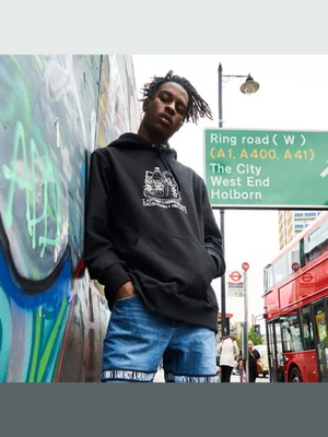 LIQUOR & SMOKE HOODIE-BLACK
