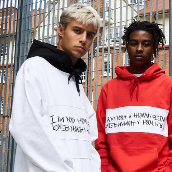 BASIC LOGO FLAG LOGO HOODIE-WHITE/BLACK