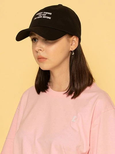 NOBODY KNOWS BALLCAP-BLACK