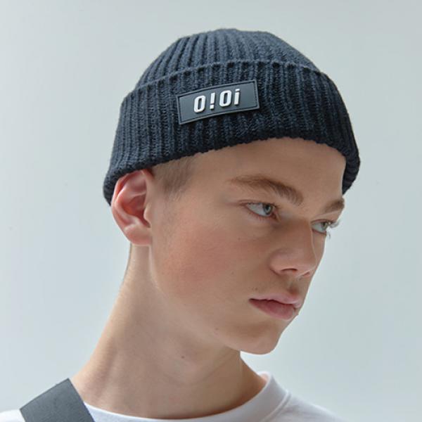 BOX LOGO BEANIE-BLACK