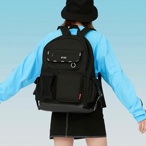 OUT POCKET BACK PACK-BLACK