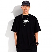 LT LOGO ESNTL TEE BLACK