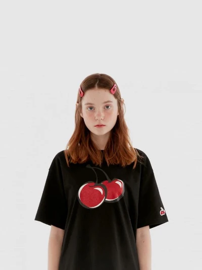 BIG CHERRY GLITTER T-SHIRT IH [BLACK]