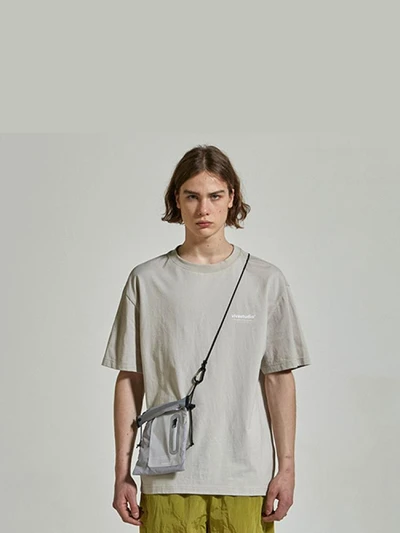 [ISV07] LOCATION LOGO SHORTSLEEVE IS [IVORY]