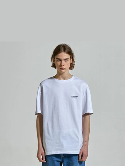 [ISV07] LOCATION LOGO SHORTSLEEVE IS [WHITE]