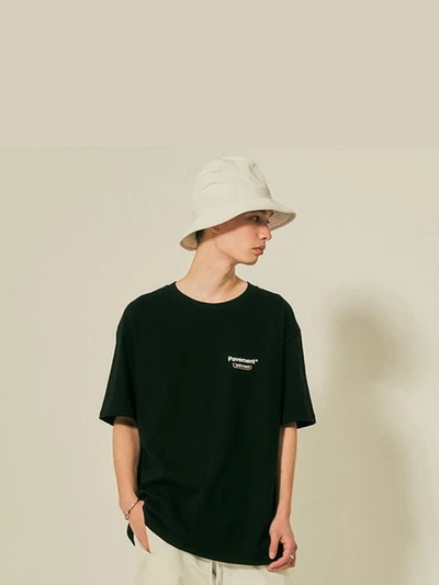 [PAVEMENT] [ISPT06] EXAMPLE SHORT SLEEVE IS [BLACK]